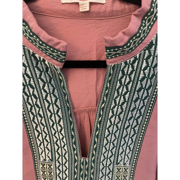 Mazik pink green silver & gold embroidered v-neck top sz L Bohemian - Picture 3 of 6